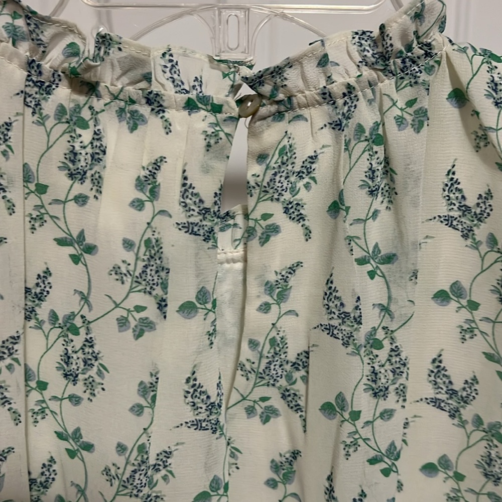 Floral Ruffle Women's Top - Green and Cream - Picture 8 of 15